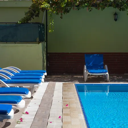 Nergos Hotel 3*