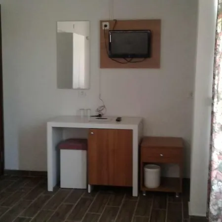 Nergos Hotel 3*