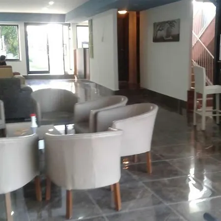Hotel Nergos 3*