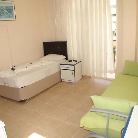 Nergos Hotel 3*
